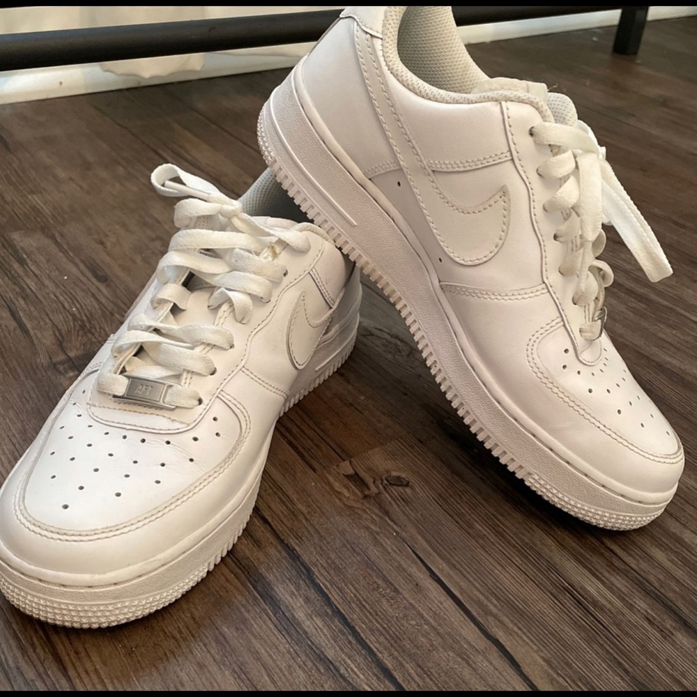 Mens size 6 Nike Air Force 1
